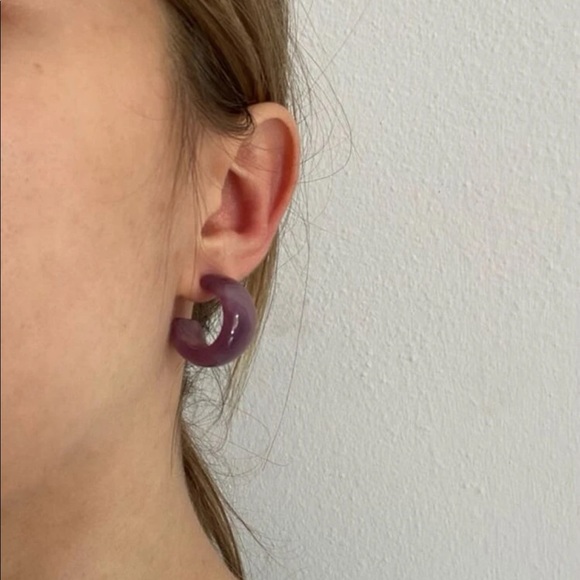 5/$35 🌙 Minimalist Jade Amethyst Citrine Tone Acrylic Huggie Hoop Earrings |NWT - Picture 8 of 17